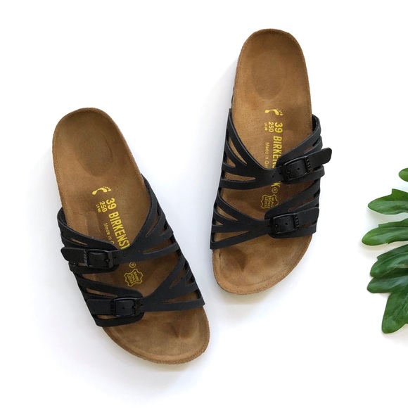 Birkenstock Shoes - Birkenstock black Granada sandals 39 • like new